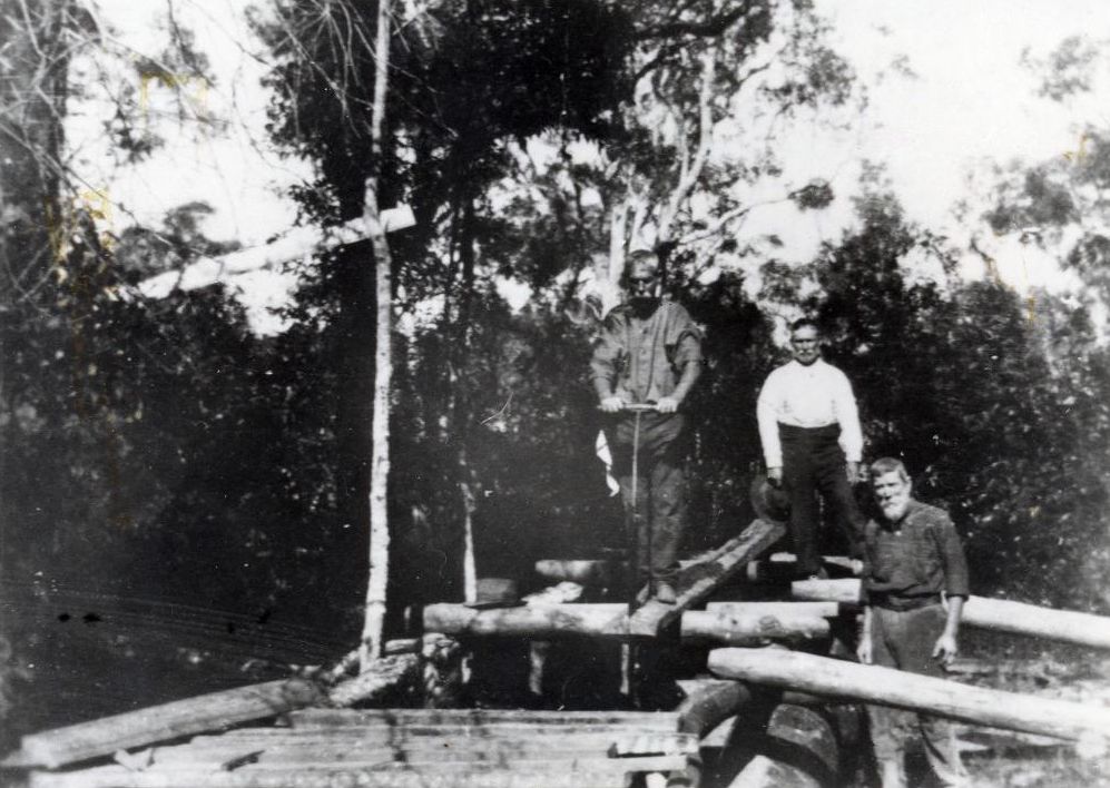 Pitt saw men working on Jim Clark's property