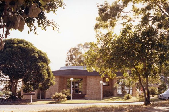 Bribie Island Library in 1990