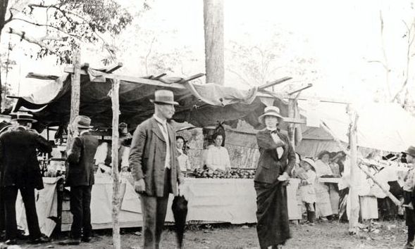 Refreshment booth at the Woodford Show in 1913