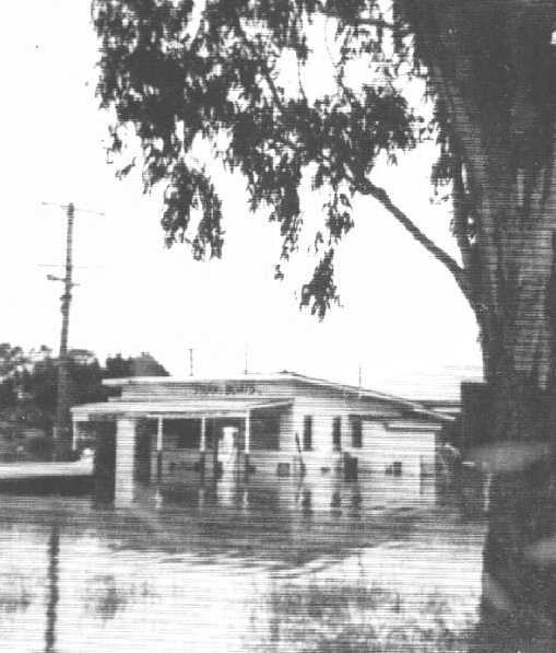 Toorbul shop owned by the Parks Family during the 1974 floods