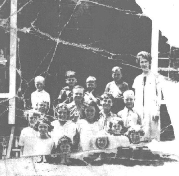 Students of Toorbul School in 1925
