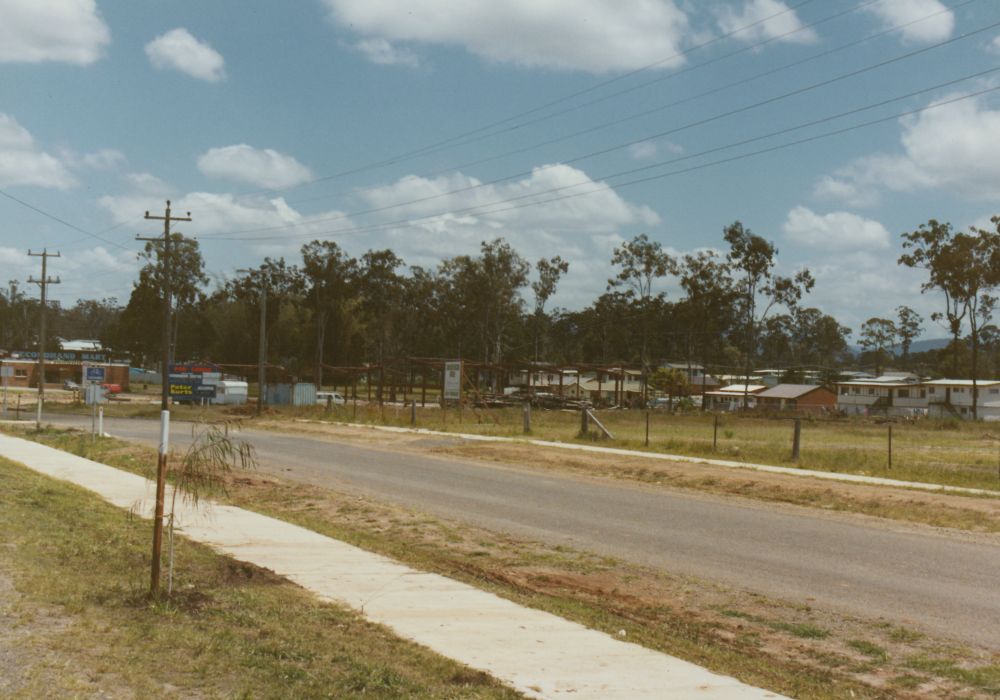 Construction of Martin Jonkers Motors in 1985