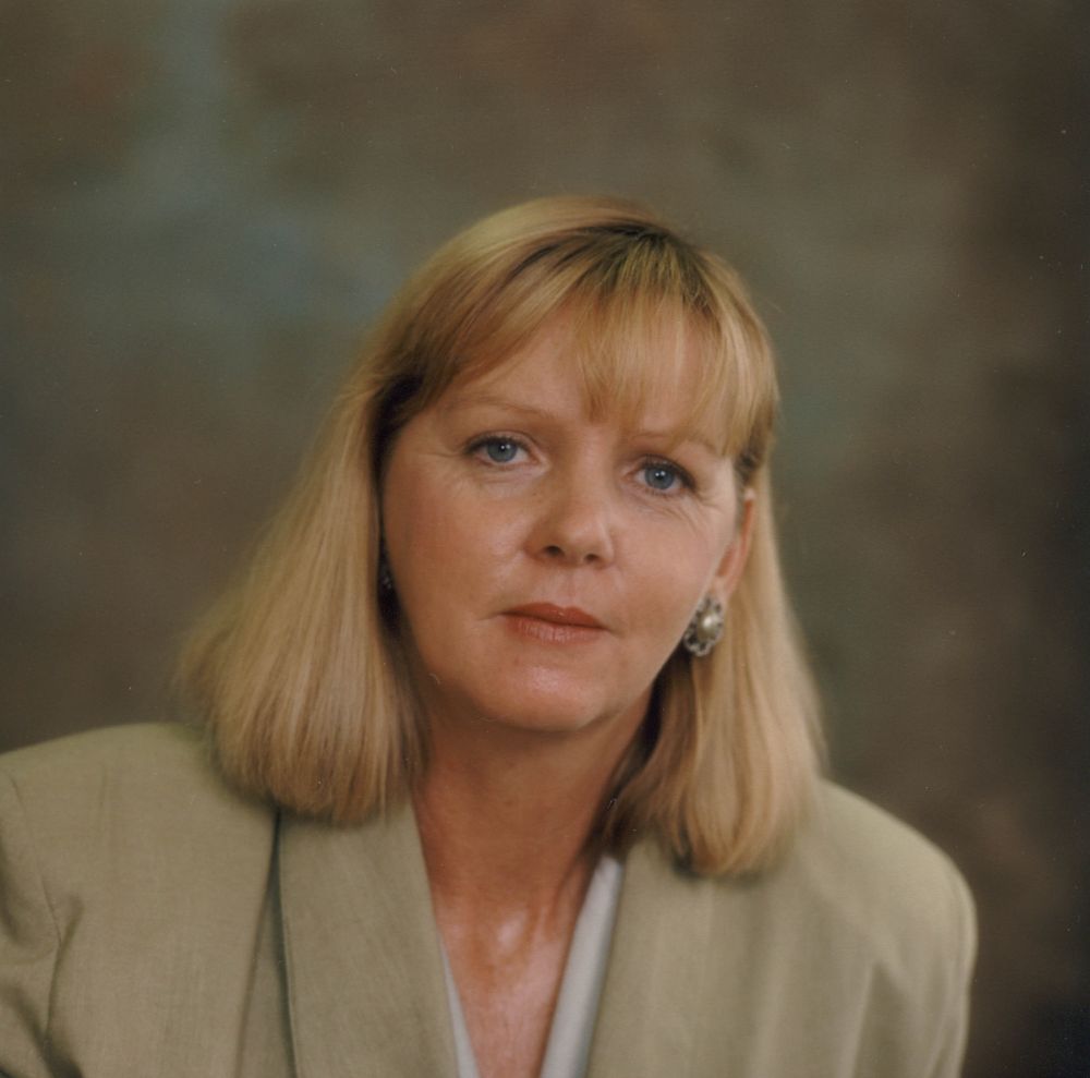 Cr L. (Lynette) Devereaux