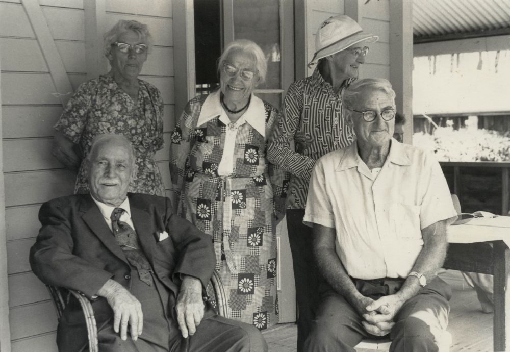Pioneers on the verandah of Bankfoot House on 27 November 1976