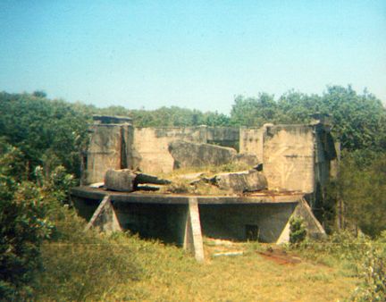 Number 2 Gun Emplacement in 1985