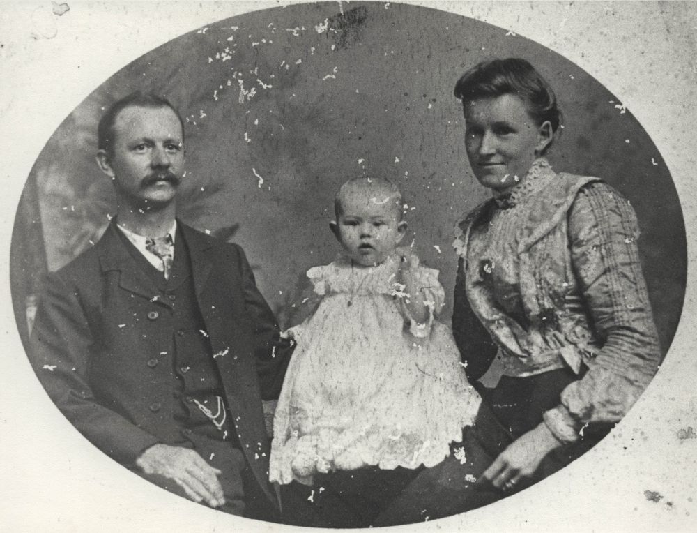 Mr John Tytherleigh and Mrs Tytherleigh with their daughter