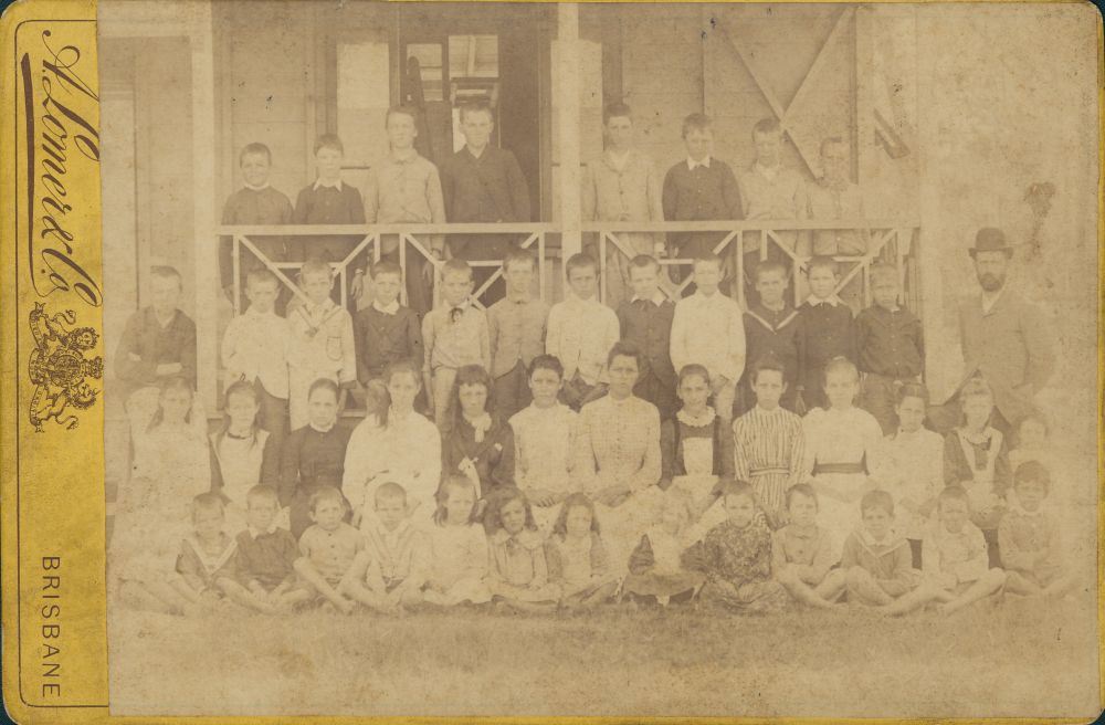 Morayfield School photograph, ca. 1900