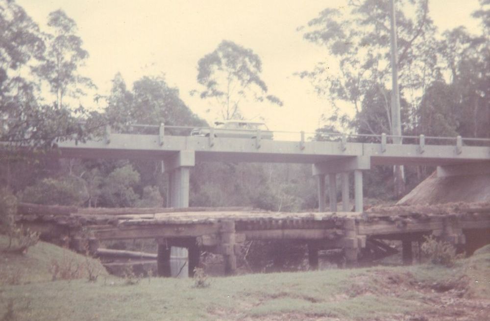The new and old Wararba Creek bridges in the early 1960s