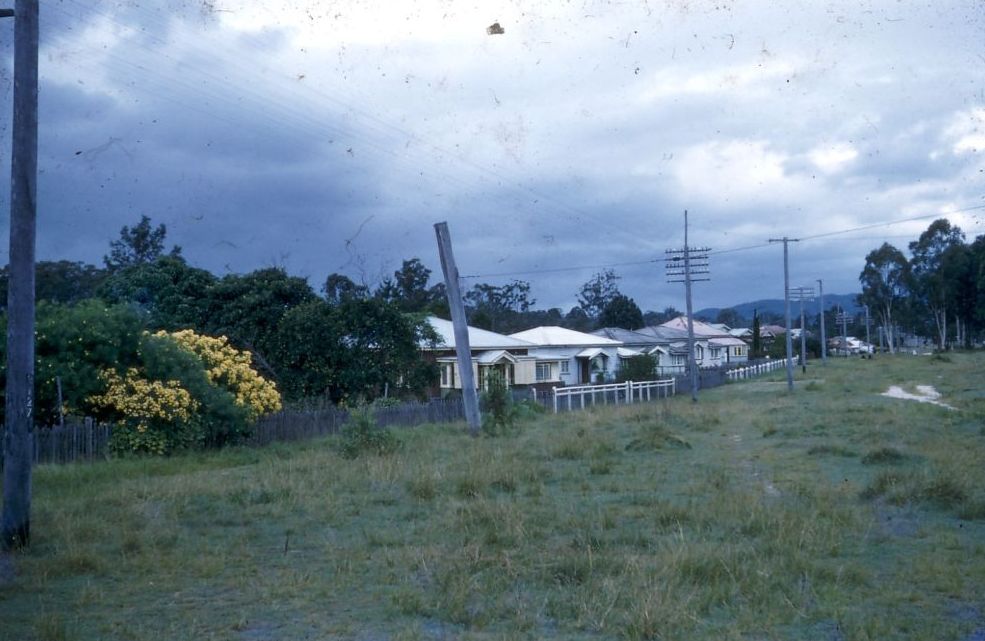 Woodford from the saleyards looking back to the school, ca. 1960