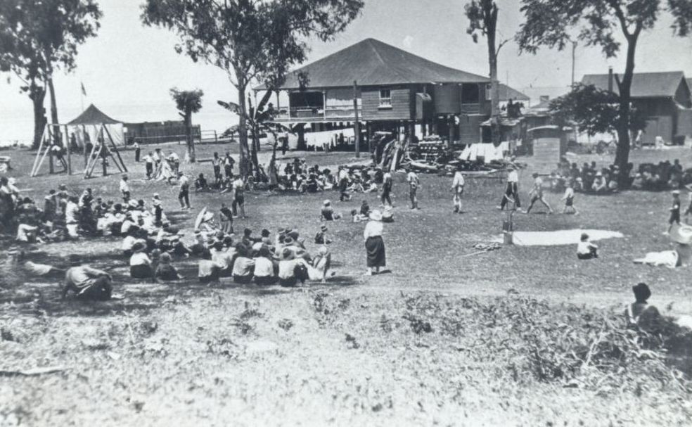 Christmas sports day in 1922