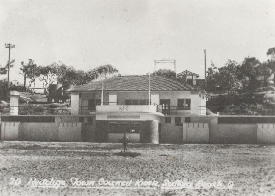 Kiosk at Suttons Beach