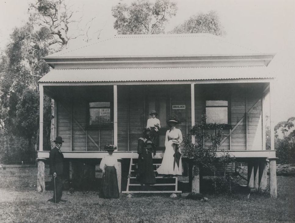 Aralven House