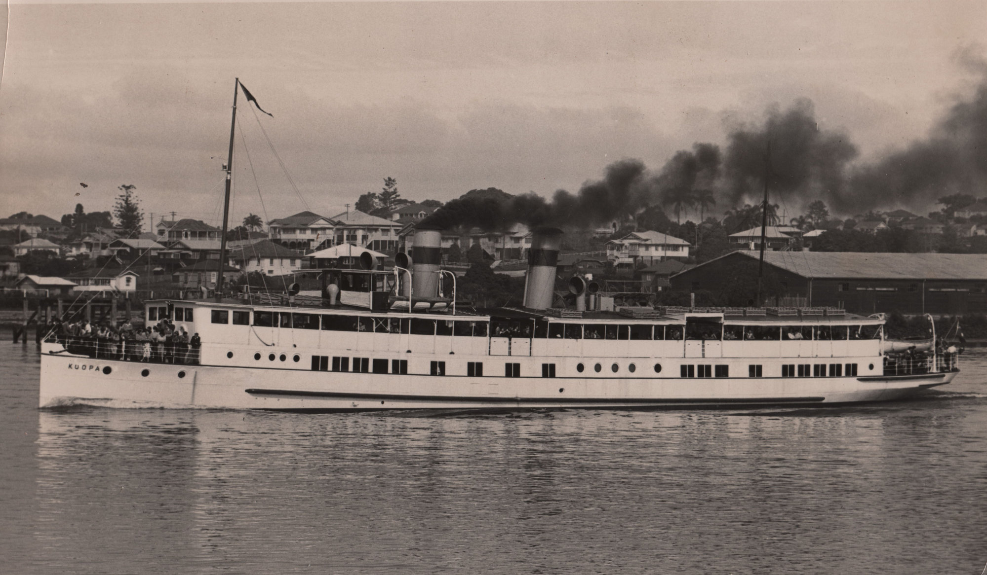 SS Koopa under steam