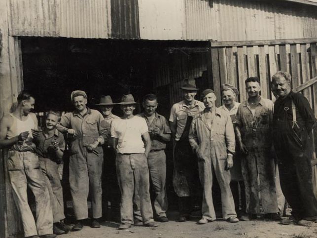Blacksmiths Shop Hands - Petrie - 11 Male Workers