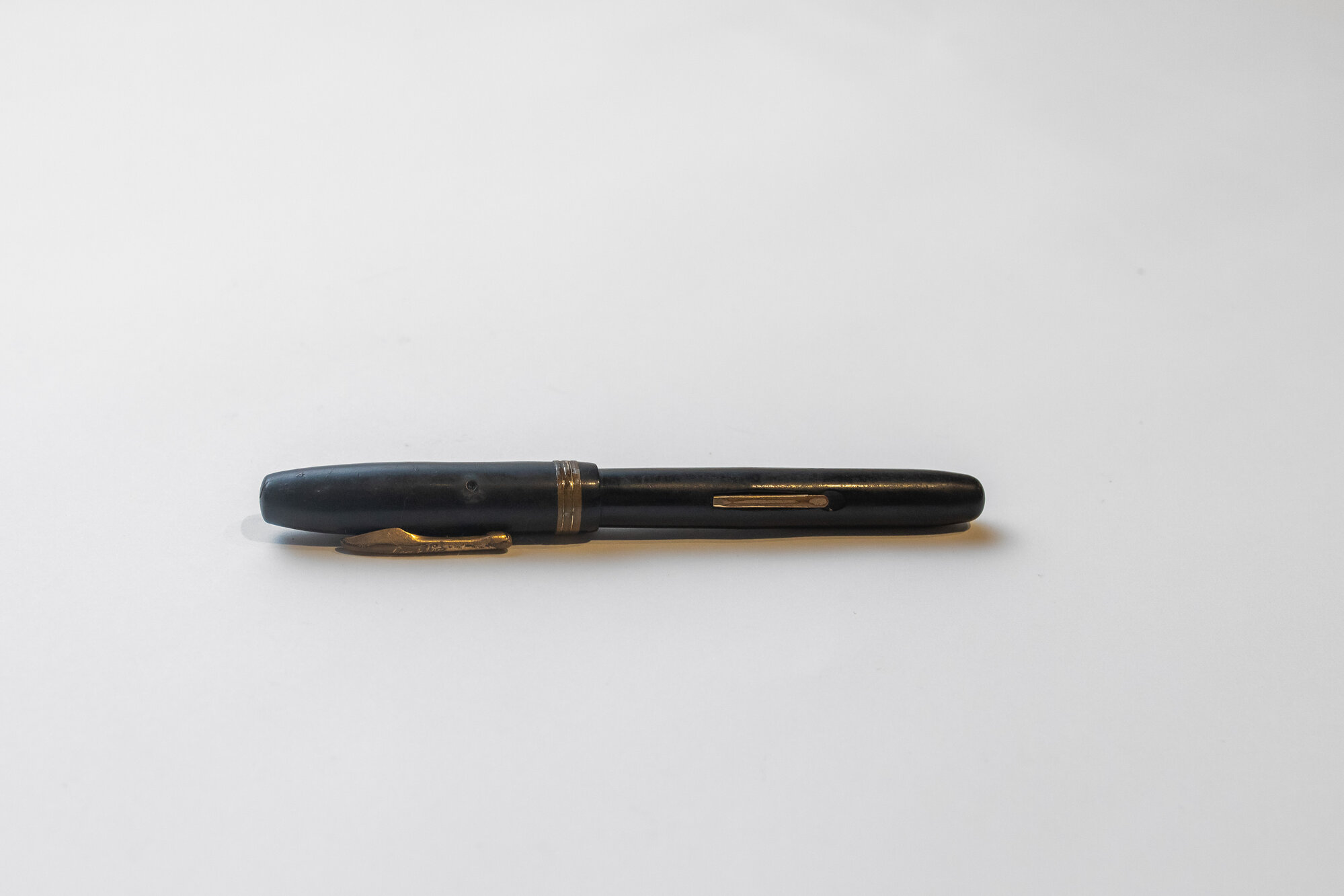 Fountain pen - Celluloid with 14ct gold nib