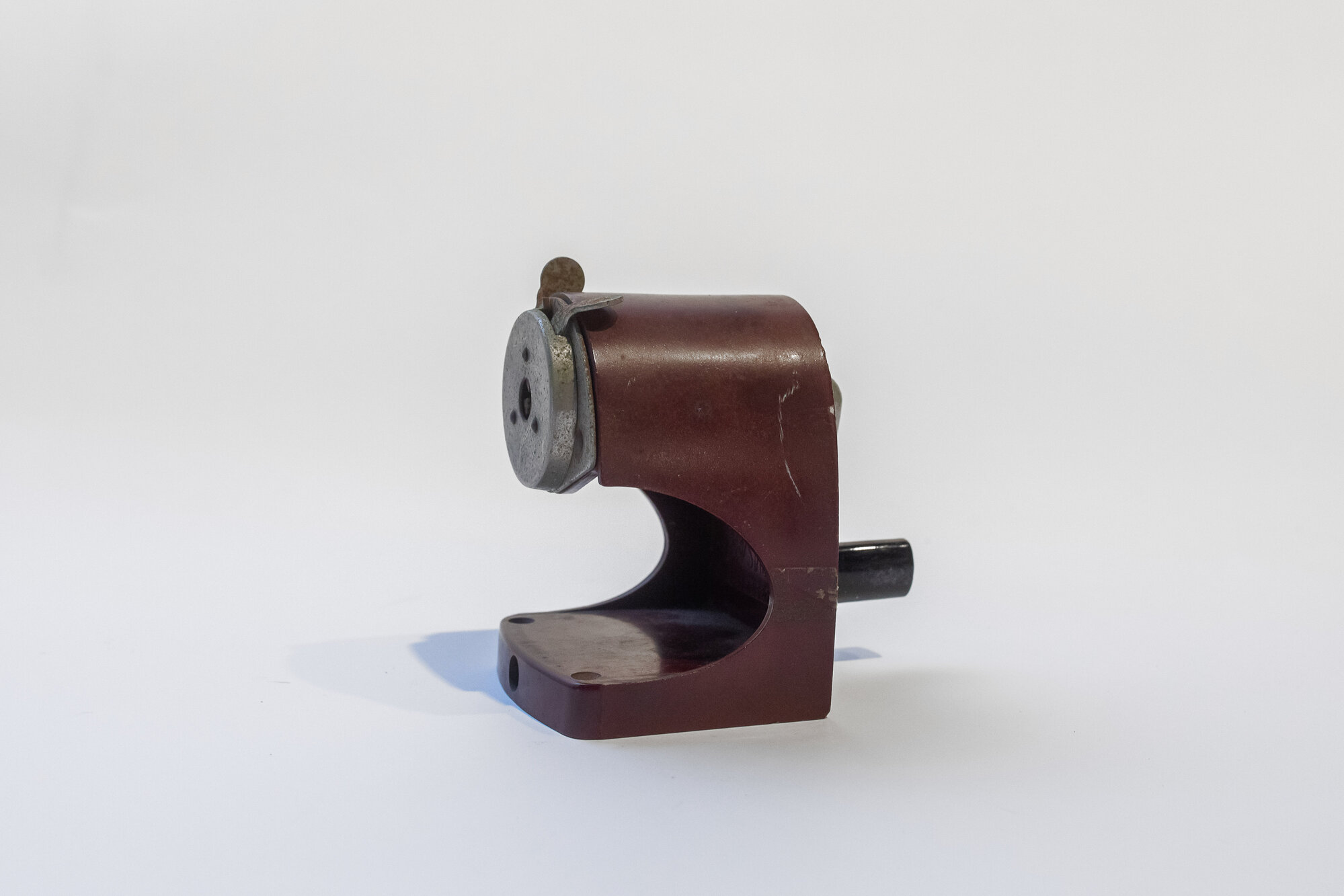 Desktop pencil sharpener - Bakelite