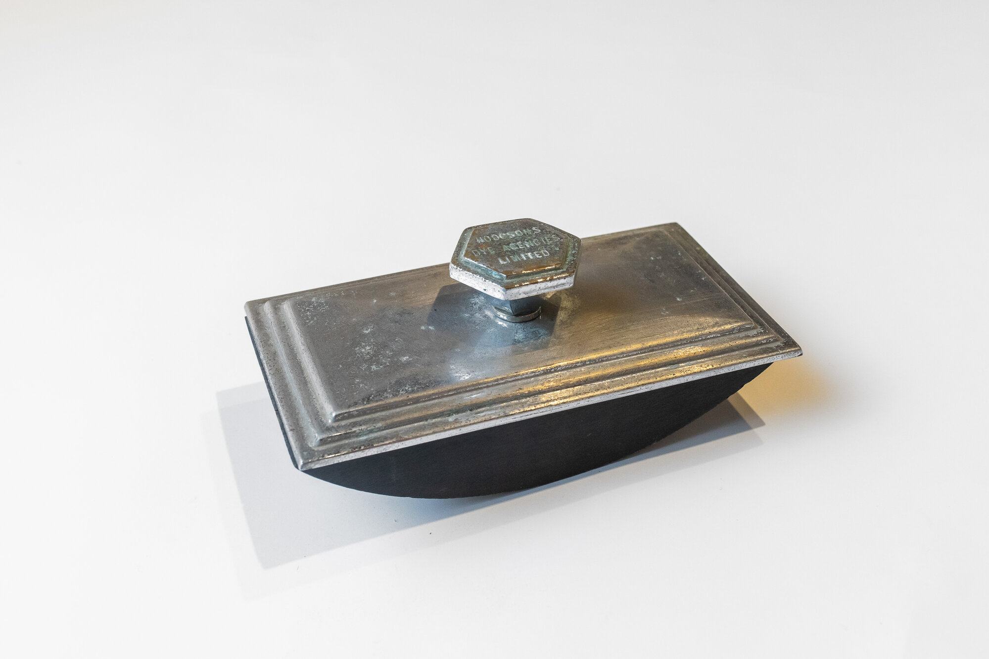 Rocker blotter - Aluminium and wood