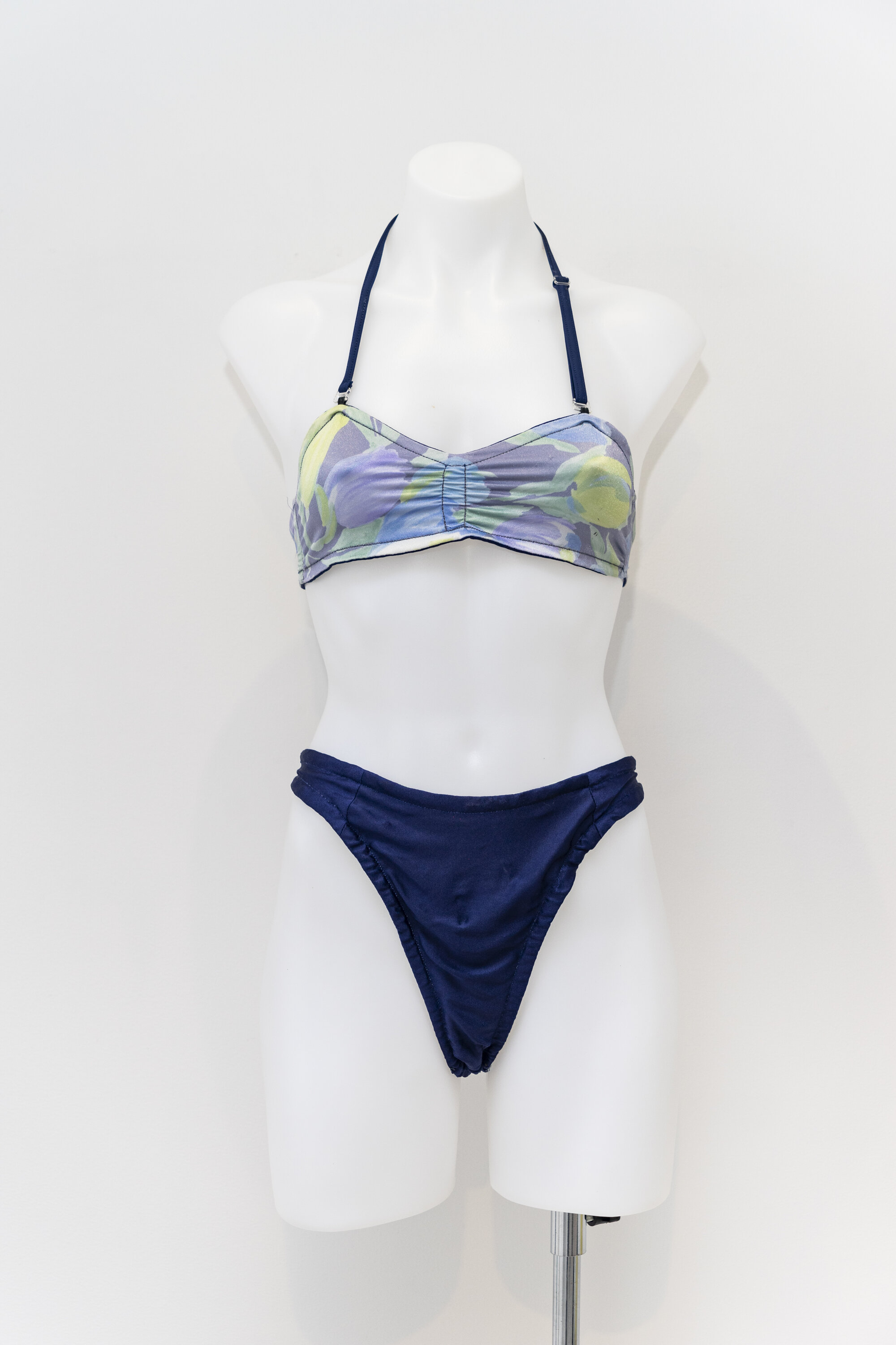 Reversible swimsuit