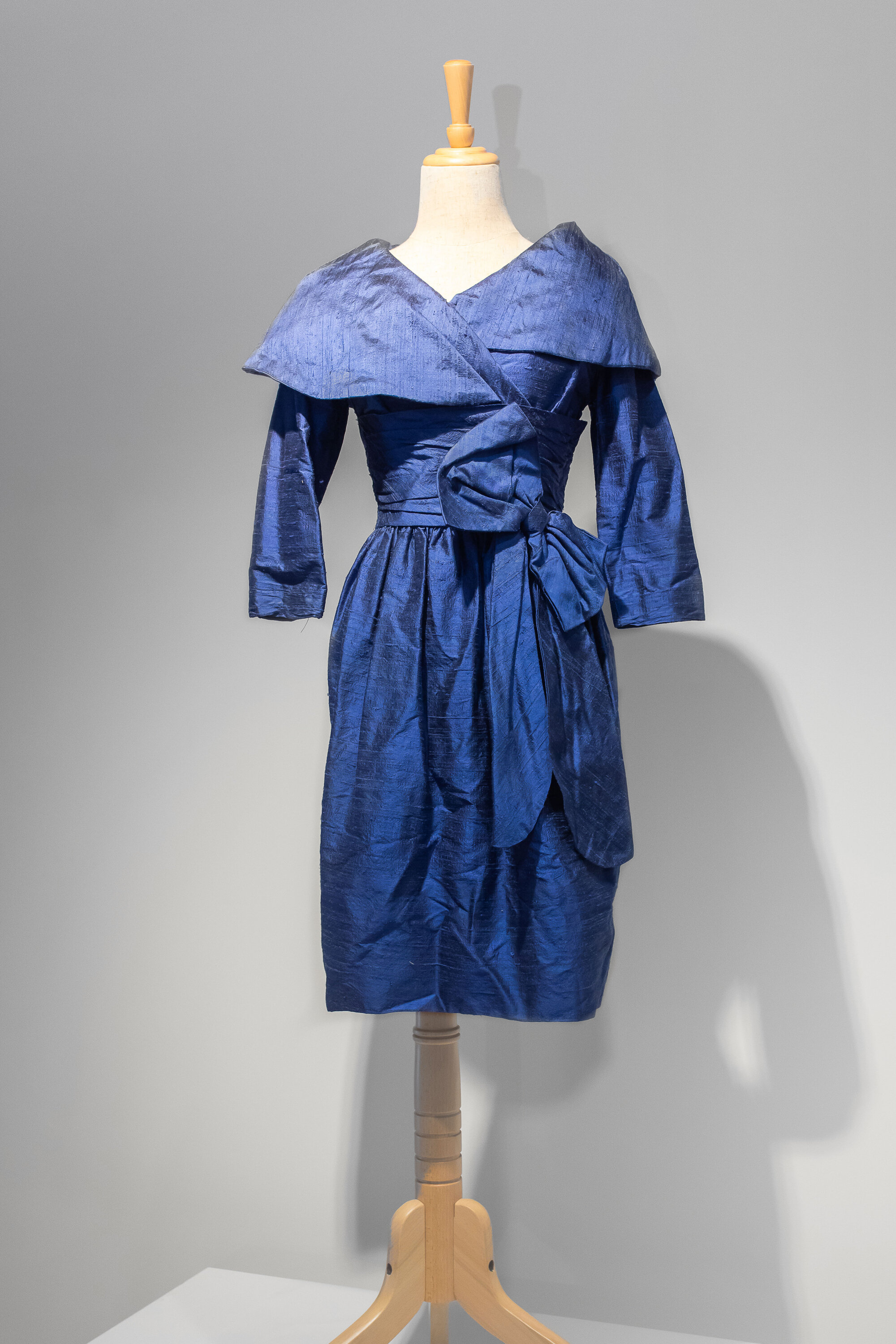 Formal dress - Thai silk