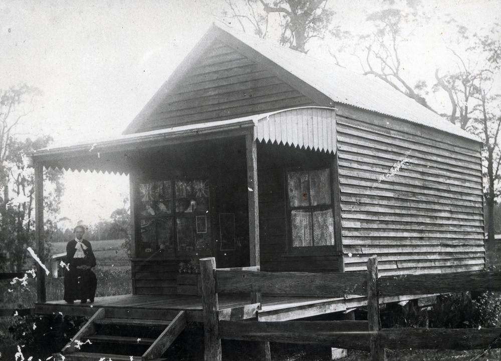 Mrs George Houghton's general store on Gympie Road Lawnton, ca. 1910