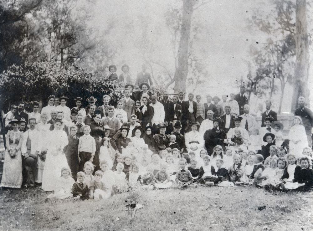 Boxing Day picnic for the Loyal Temperance Legion, 1896