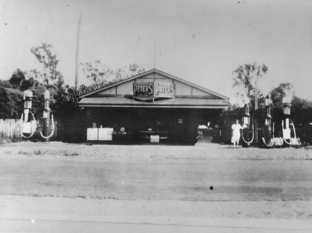 Oasis small goods, fruit and vegetable store, owned by Mrs Edith Brewer, Anzac Avenue Kallangur, ca. 1934