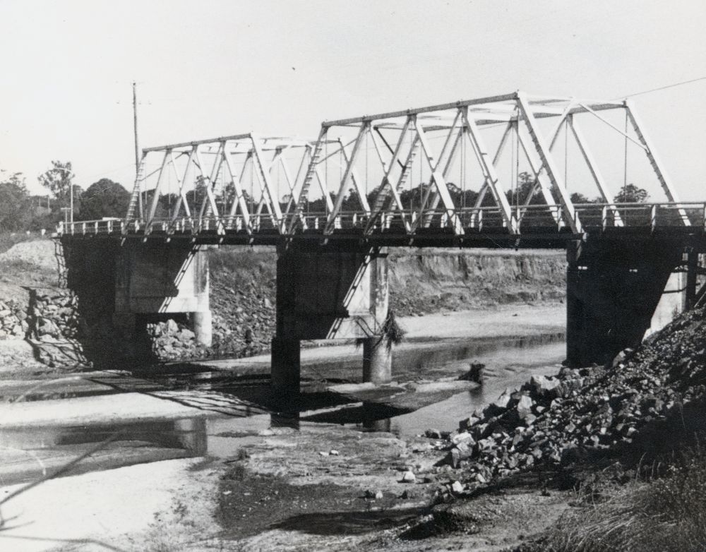 Cash's Crossing Bridge at Albany Creek, August 1974