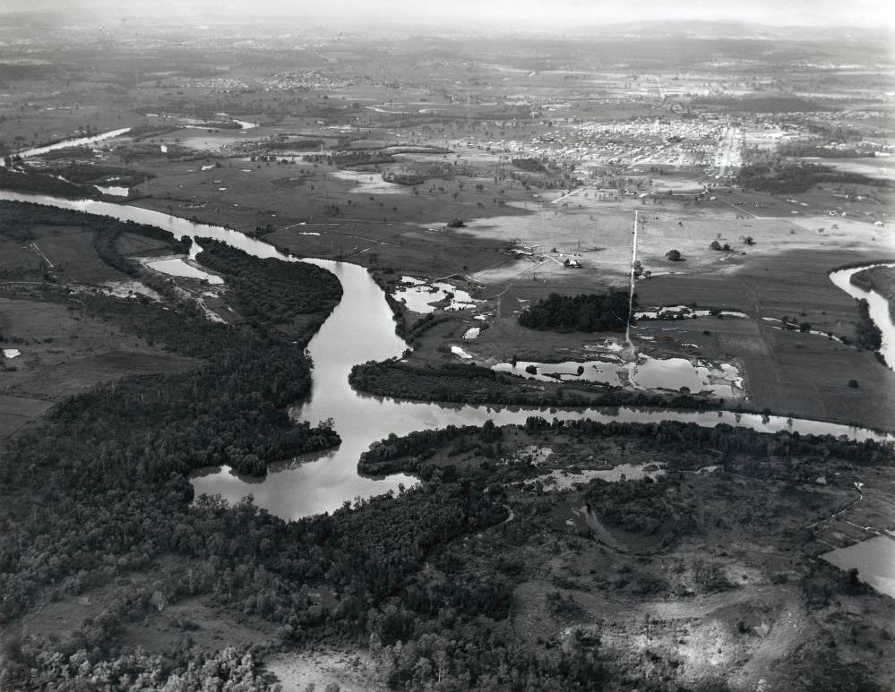 Aerial photograph looking south from the North Pine River at Oxley's Inlet, Murrumba Downs