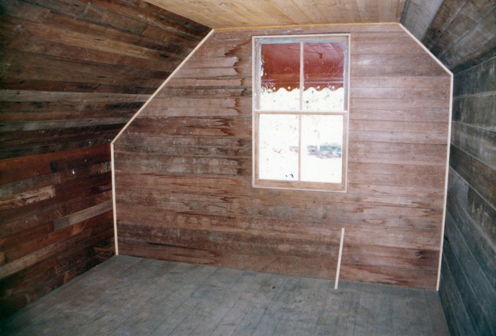 Interior view of Todd's Cottage, North Pine Country Park