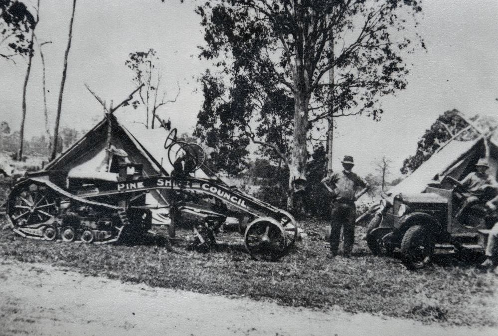 Chevrolet one tonne grader and truck purchased by the Pine Shire Council at a total cost of 352 pounds 18 shillings in 1928