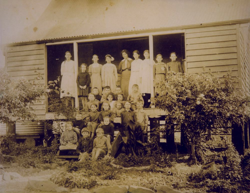 Laceys Creek School, 1914