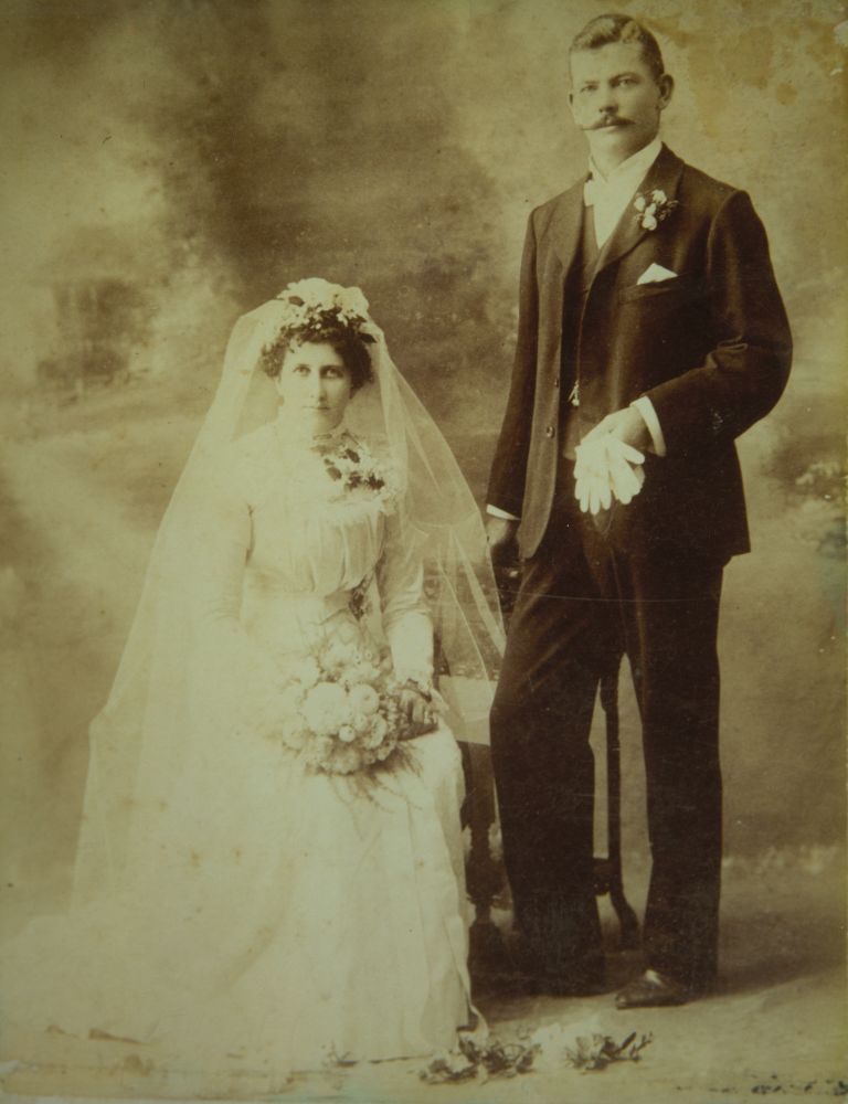 Wedding photograph of Kate and Dick Thiele