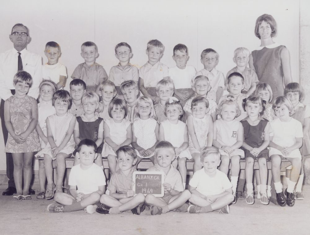 Albany Creek State School, Grade 1 students, 1969