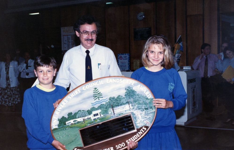 Presentation of Pine Rivers Shire Council 1992 Landscape Awards