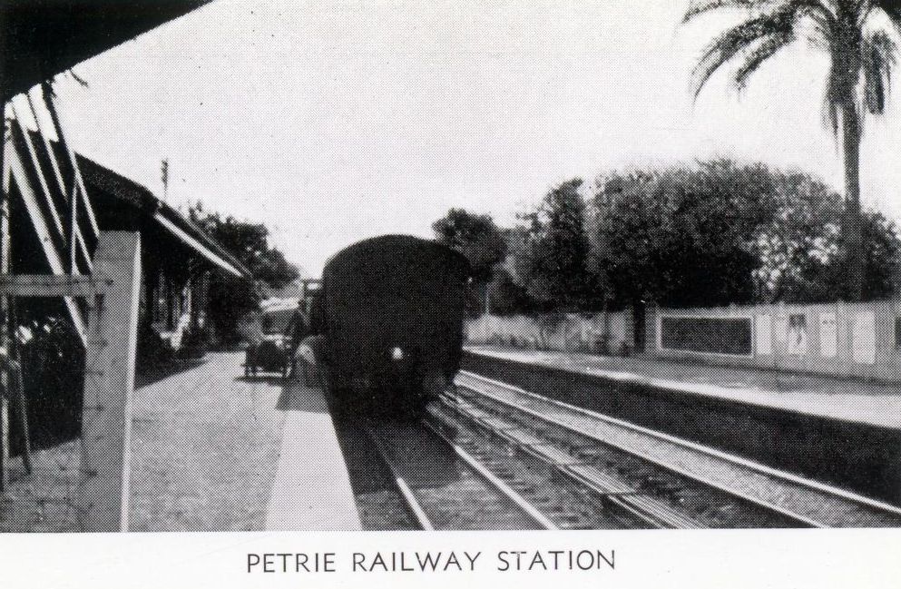 Postcard showing the Petrie Railway Station in the 1930s