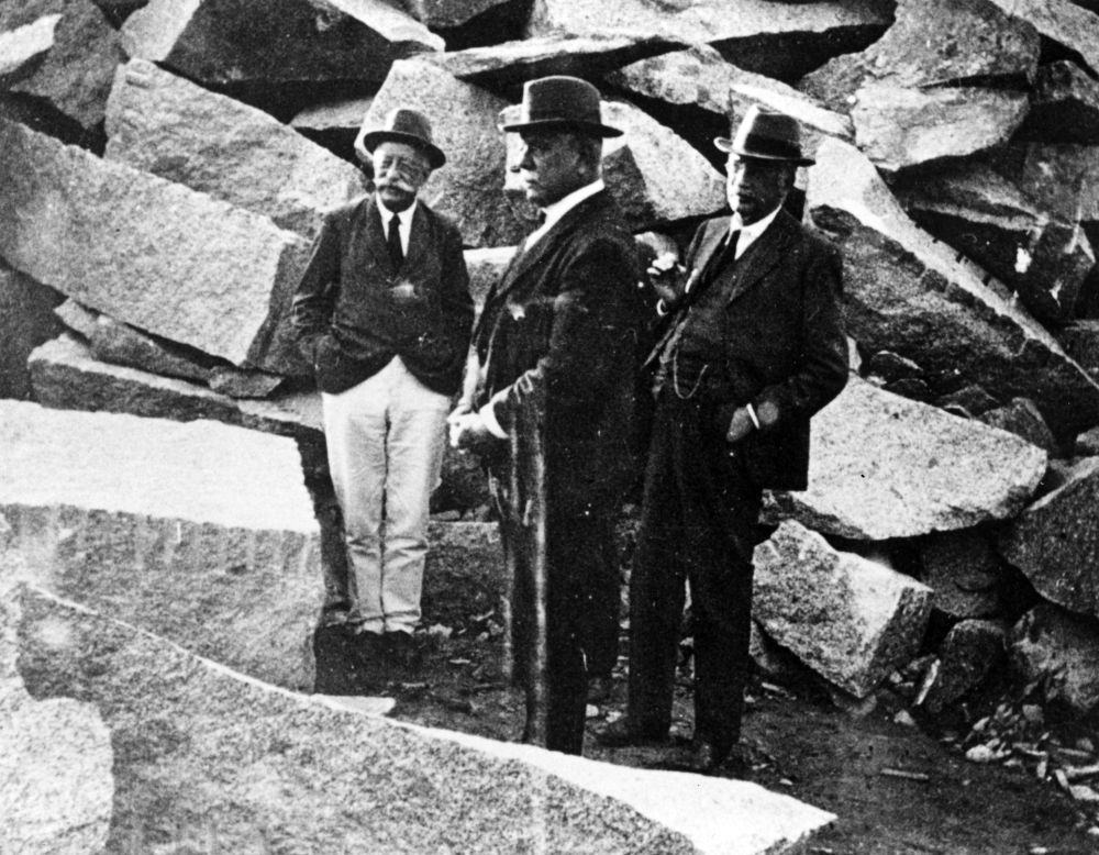 Arthur Midson and Son's Camp Mountain Quarry, early 1920s