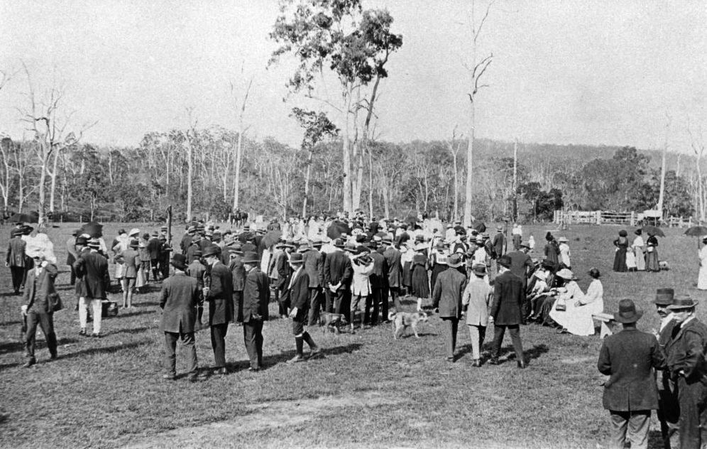 Early picnic races or sports day at Samford