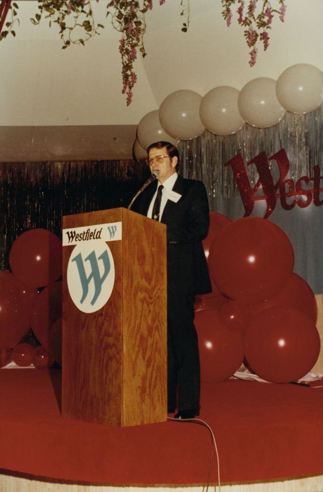 Official opening of Westfield Shopping Centre on Monday evening, 22 August 1983