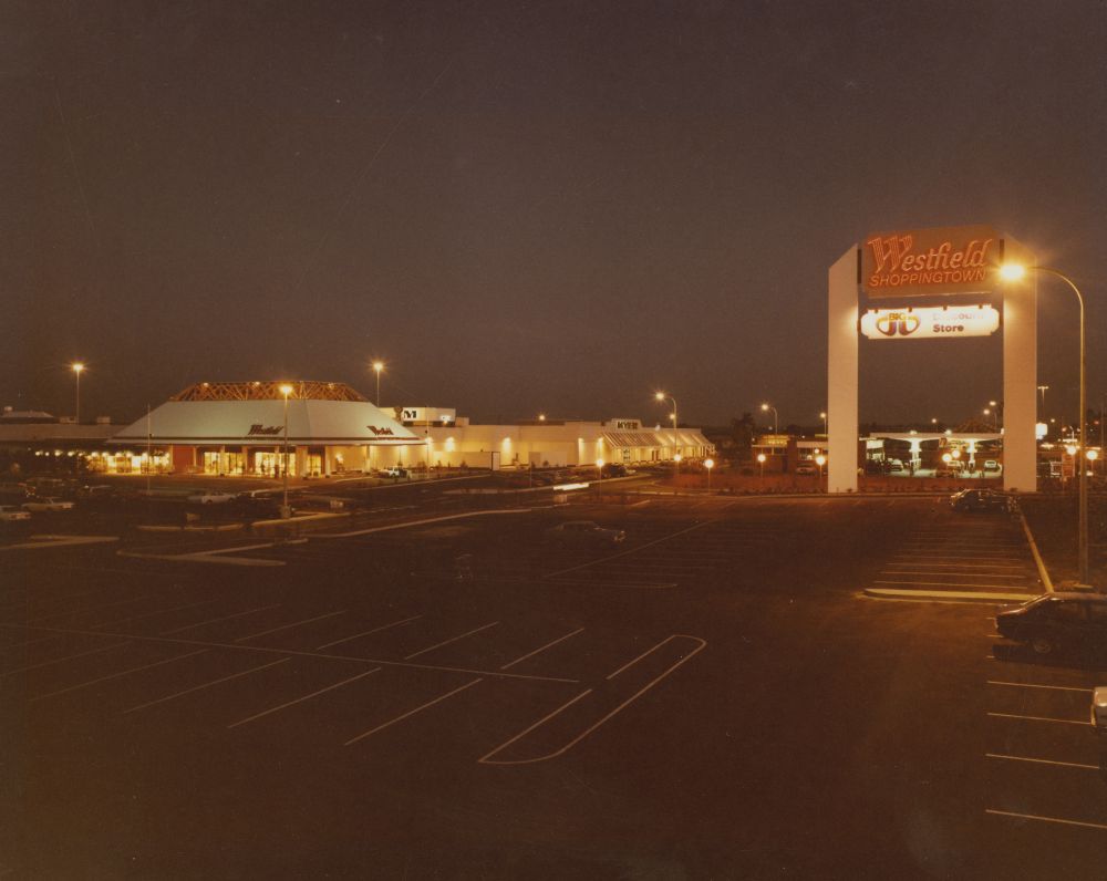 Night view of Westfield Shopping Centre (later known as Westfield Strathpine), Gympie Road Strathpine, 22 August 1983