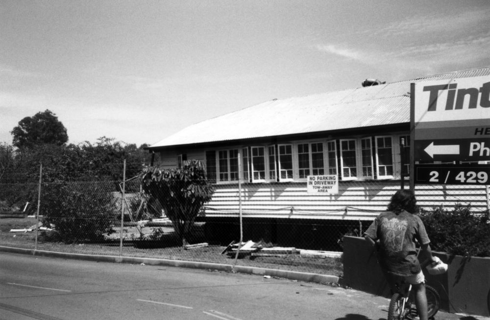 The last house on Gympie Road between Samsonvale Road and South Pine Road, being moved to Dayboro