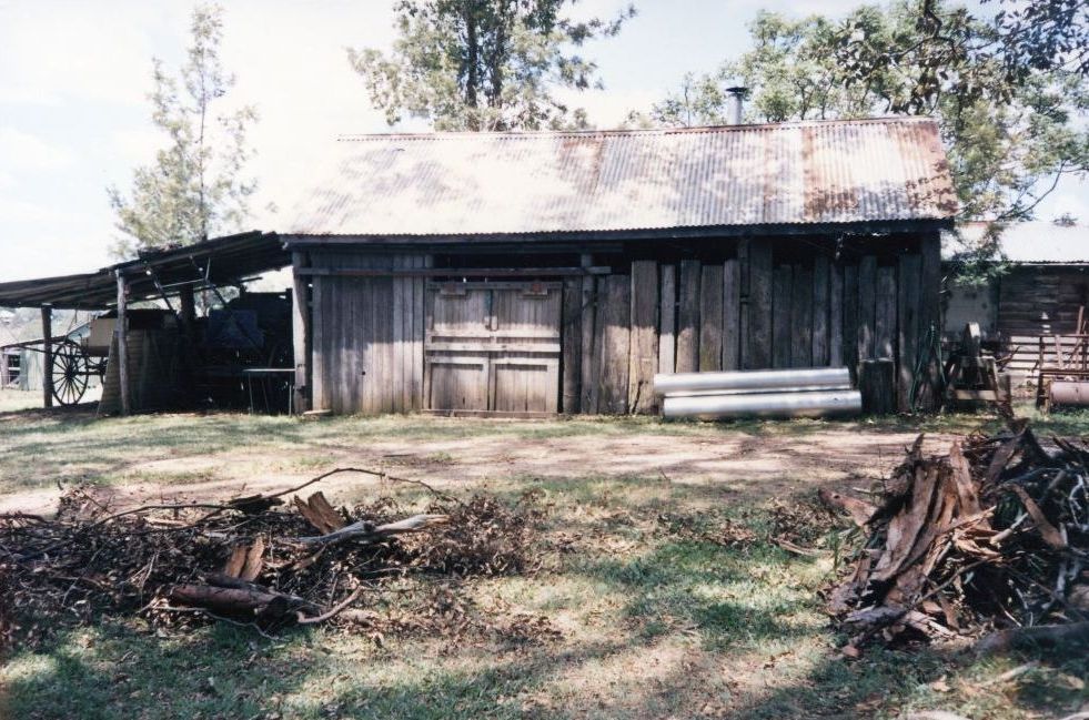 North Pine Country Park in 1995 - Hyde family farm buildings