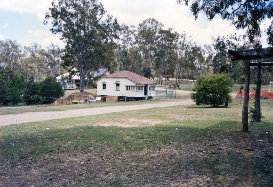 North Pine Country Park in 1995 - A newly acquired building from Brisbane