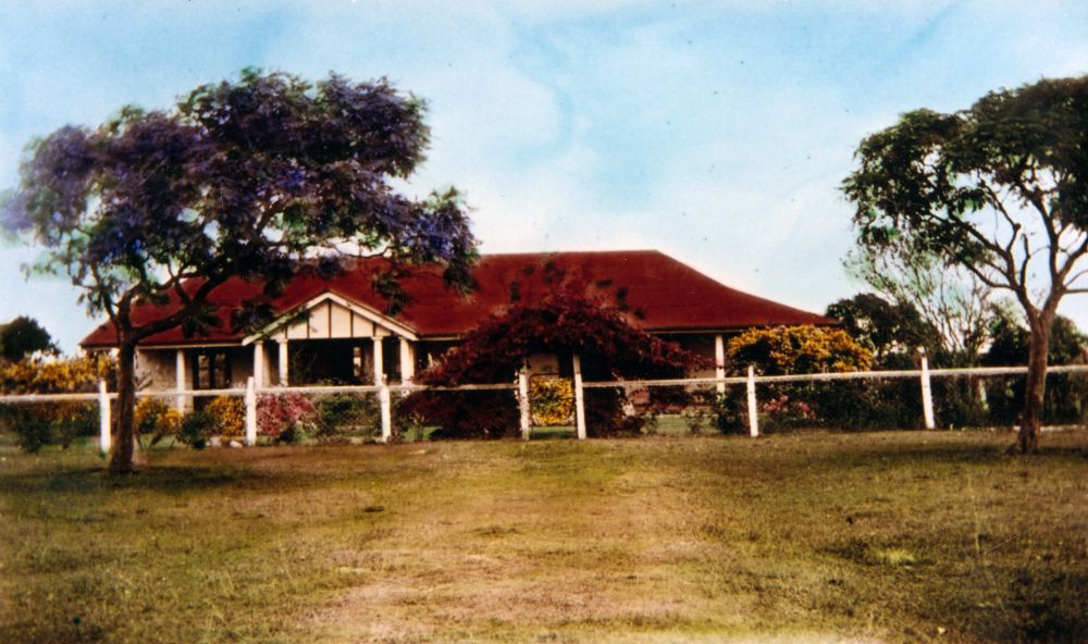 Farmhouse on England's farm, South Pine Road Brendale