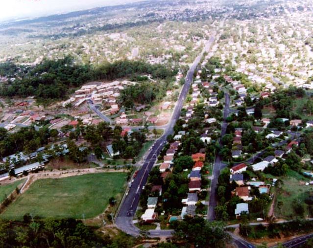 Aerial photograph of Arana Hills looking east along Patricks Road