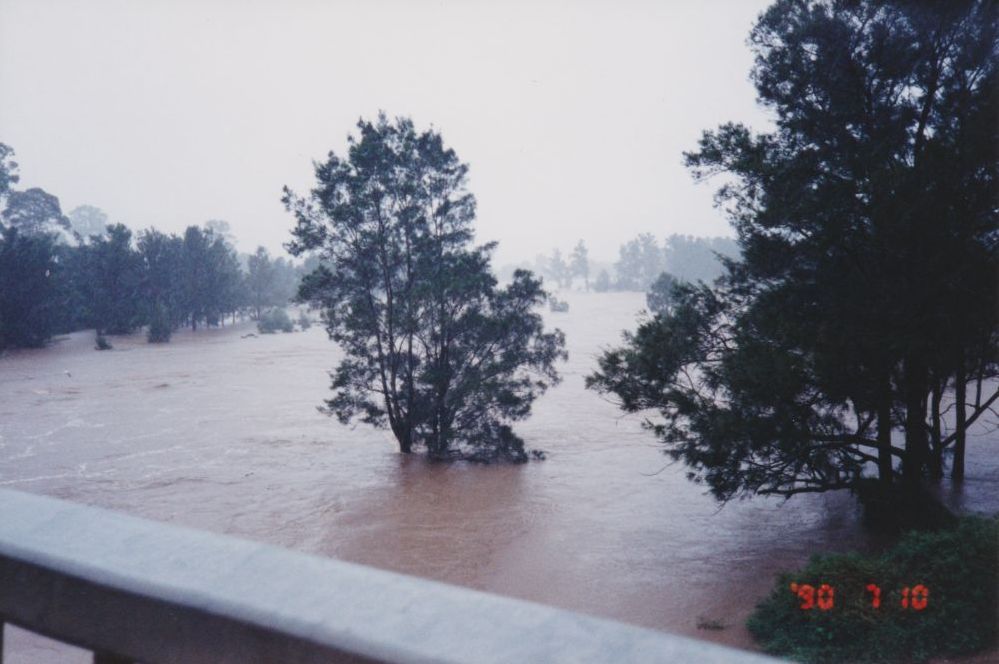Flooding of South Pine River, April / May 1996