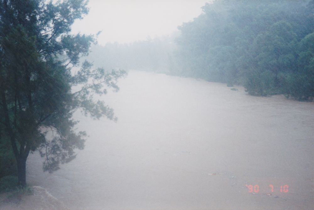 Flooding of South Pine River, April / May 1996