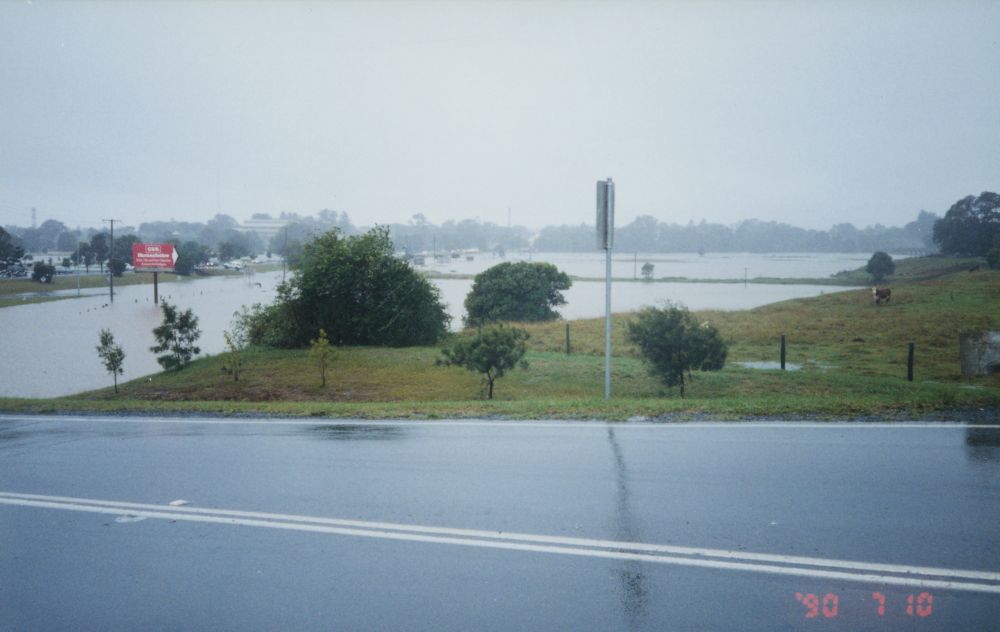 Flood waters from the South Pine River at Strathpine, April / May 1996