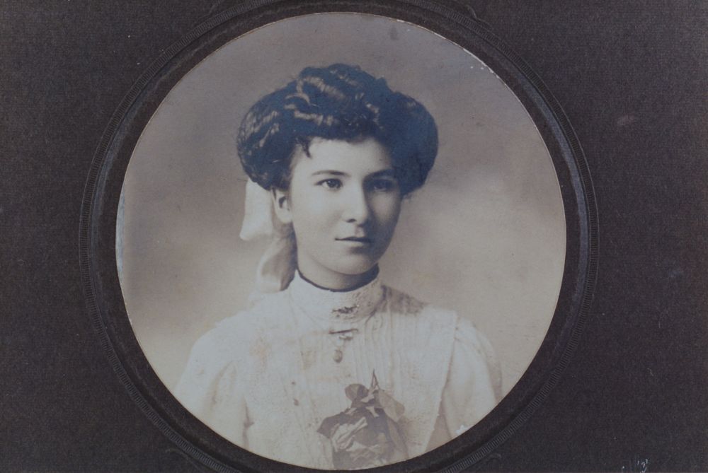 Mrs W. Heathwood
