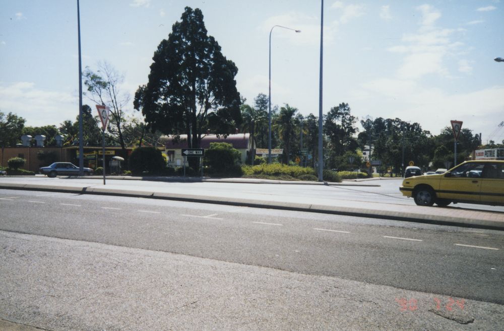 Petrie roundabout, 1996