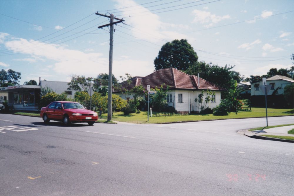 Old house at Petrie, 1996